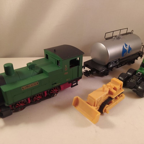 Marklin lot 2931 analog and digital locomotive used, siku missing part
