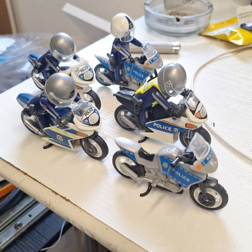 Playmobil police motorcycles pack in excellent condition