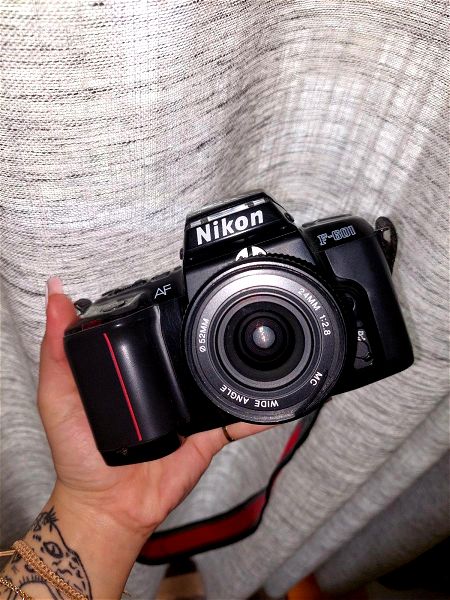 Nikon F-601 me fako 25mm