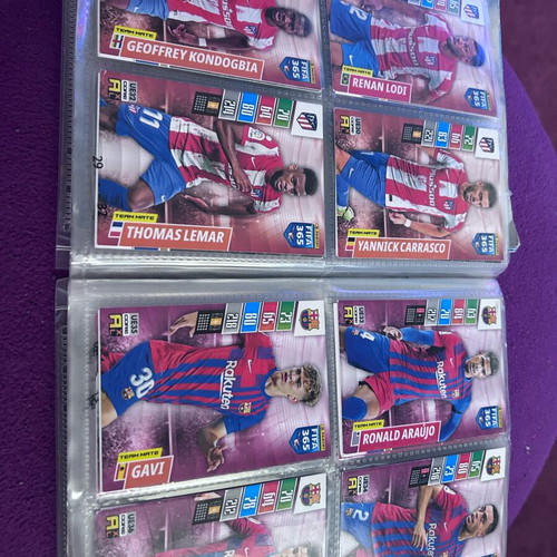 Panini FIFA 365 2022 album used, Adrenalyn XL update edition
