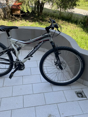 Mountain Bike Montana 26 Inch used, Michelin tires, 21-speed Shimano