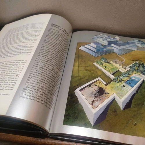Spacefarers book like new, Time Life 1990