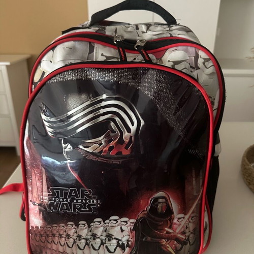 Star Wars school bag used for elementary boy