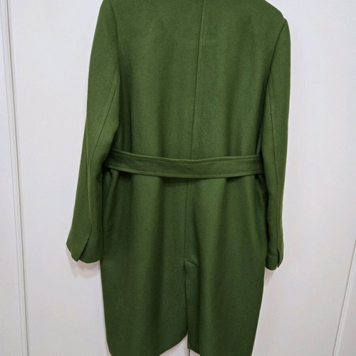 Zara coat green like new, size medium