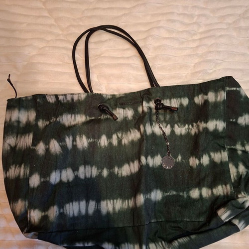 Kendall + Kylie shoulder bag new green shopper