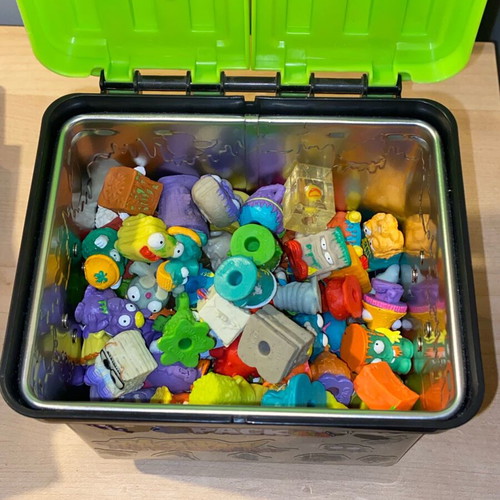 Trash Pack used vintage collection with bin and 100+ figures