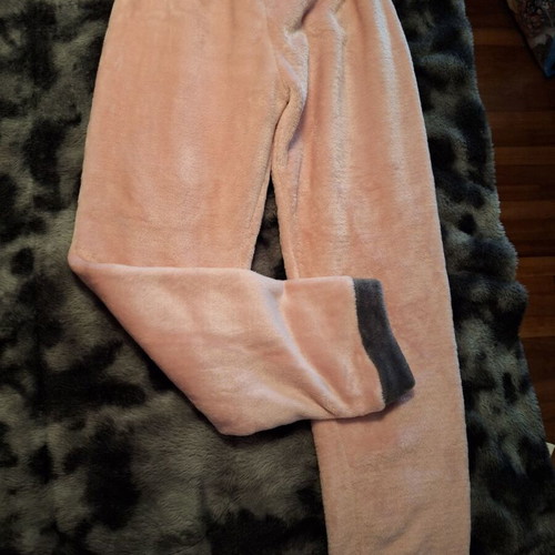 Fuzzy pajama like new, size S / 36 / 8