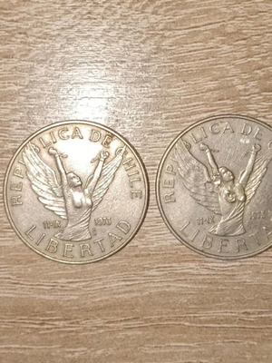 Chilean coins used, 2 pcs 10 Pesos (1977)