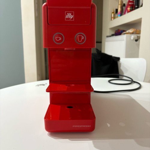 Coffee maker like new, easy to use