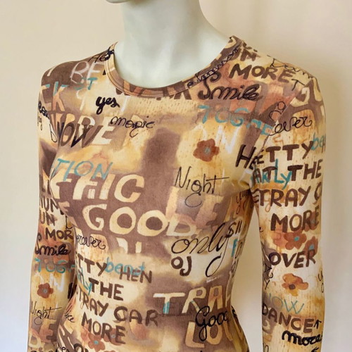 Denny Rose long-sleeve top like new with graffiti patterns, size XS/S