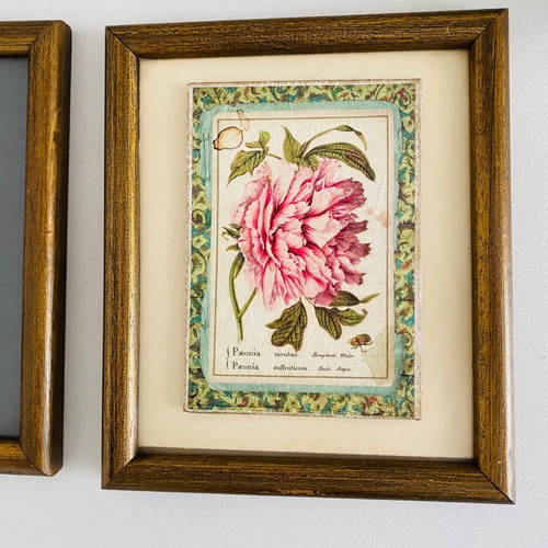 Set of three used frames with wooden frame 17x20