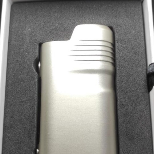 La Petite Box VB22 by Vaponaute like new with original leather case