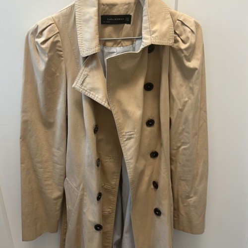Zara trench coat small, like new, beige