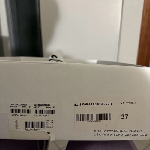 Schutz boots new, high heel, silver