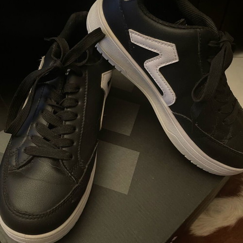 Mariboo for Envie women's black sneakers like new, size 38