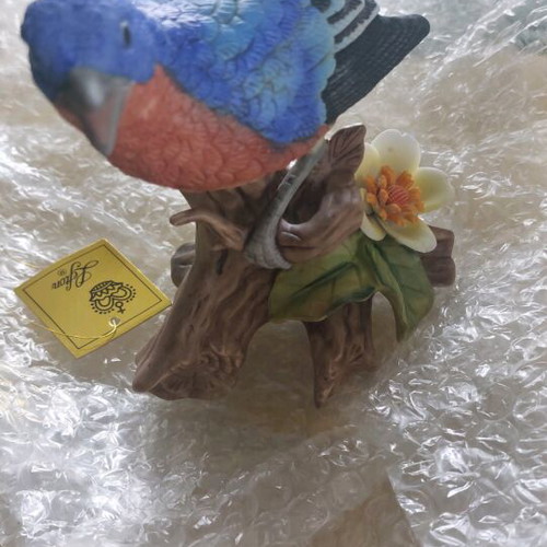 Lefton decorative bird blue bluebird new with wooden base