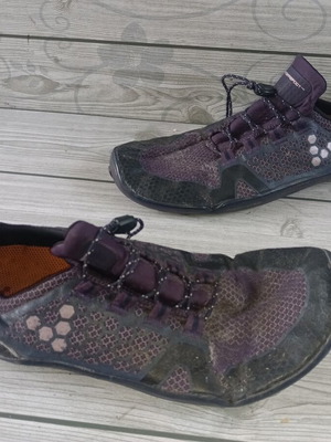 Vivo Barefoot Primus Trail Freak women's sneakers used, size 41, purple