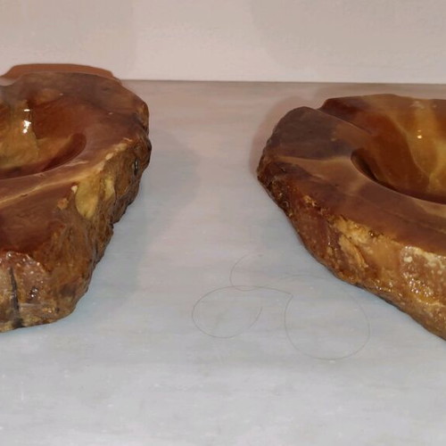 Alabaster ashtrays like new, made in Italy