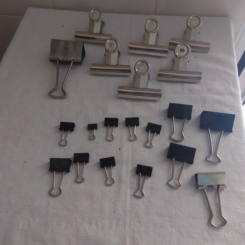 Clips in various sizes, 20 pieces, like new