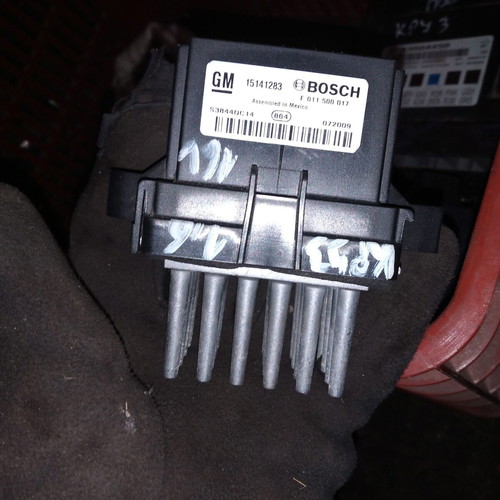 Chevrolet Cruze heater resistor 15141283 used