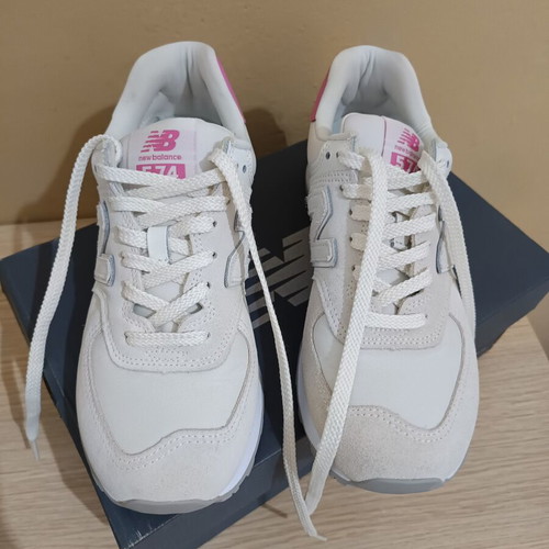New Balance 574 sneakers like new, white and pink, size 40.5