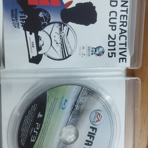 Fifa 15 PS3 game used, cover wear due to age