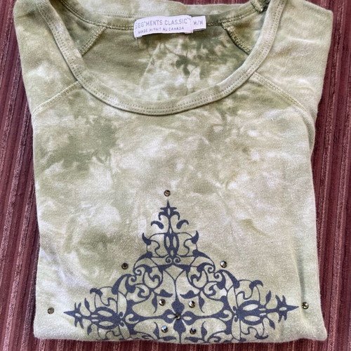 Cotton women's blouse with 3/4 sleeve size M like new green