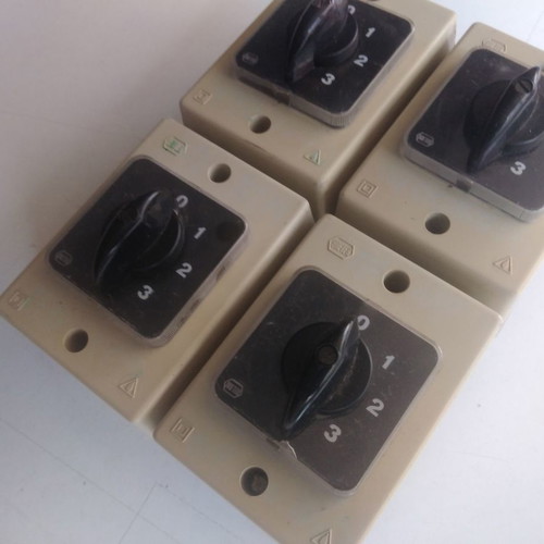 Set of 4 used rotary switches 4 positions