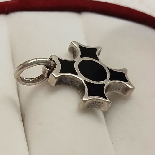 Silver 925 solid cross vintage, like new