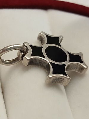 Silver 925 solid cross vintage, like new