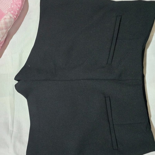 Zara black skort size M like new