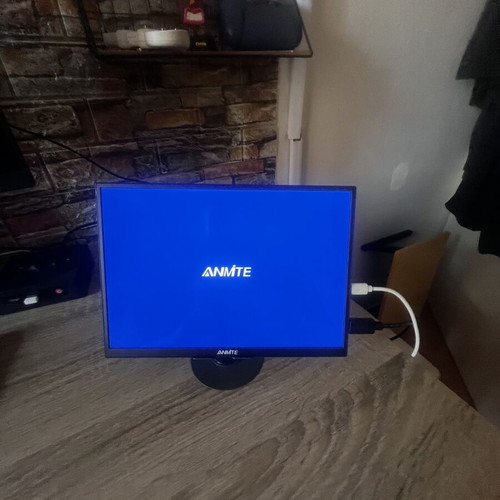 Anmite 10.5" portable monitor with stand and HDMI