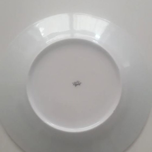 Crown Regent Christmas plate used with Santa Claus 26 cm