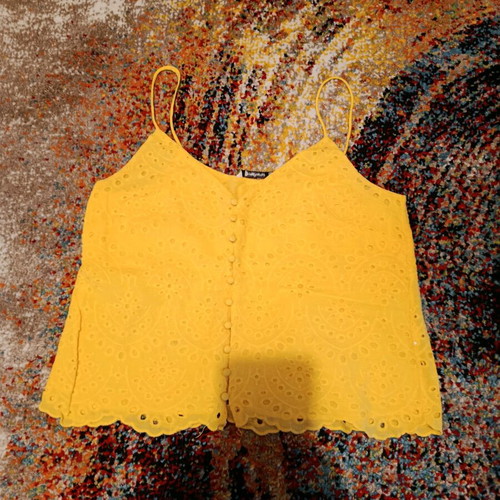 Stradivarius summer spaghetti strap top no Small like new, yellow