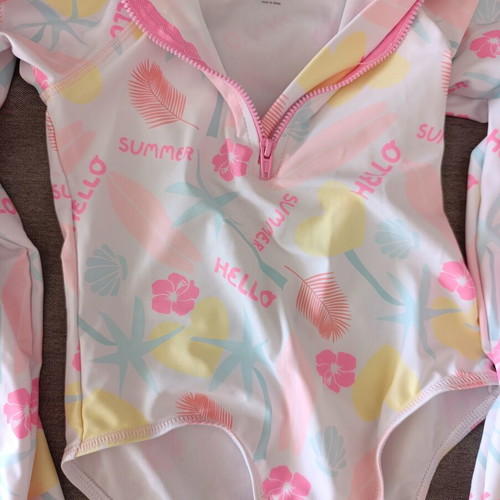 Orchestra girls' swimsuit with sleeve size 6 years 116 cm like new
