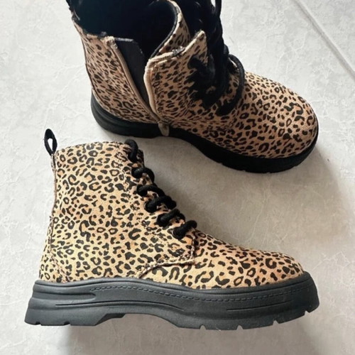 Animal Print Baby Boots like new, size 24, with laces and zipper