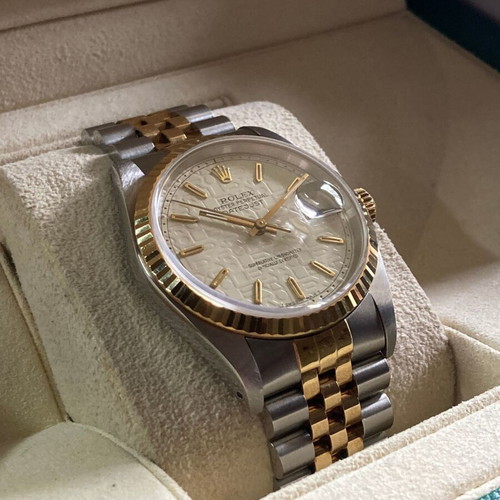 Rolex Datejust 16233 39mm wristwatch like new with papers
