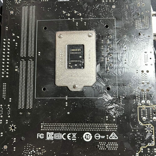 Intel Core i3-9100F and MSI H310M PRO-VDH PLUS motherboard set with stock cooler