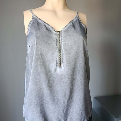 Noisy May top used, grey, size S with zipper