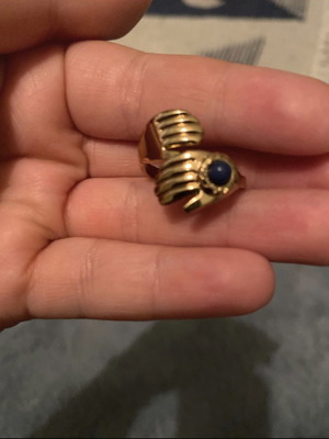 Women's ring like new, large size, blue and gold tone