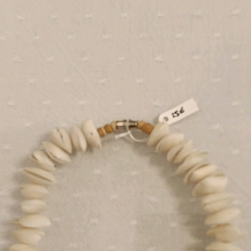 Necklace new with shells and safety clasp