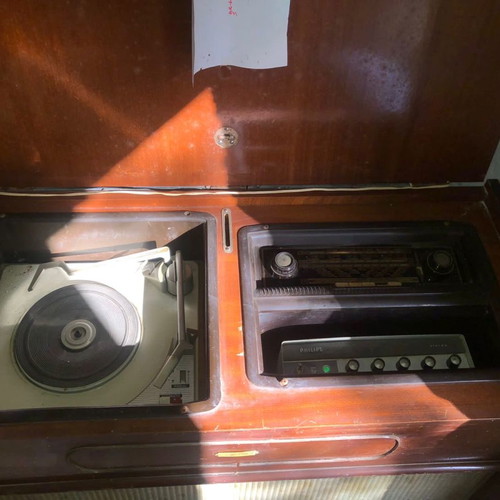 Vintage radiogram Regentone Philips