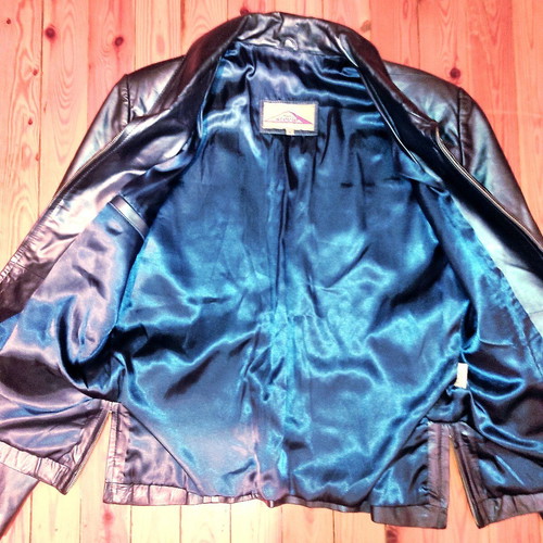 Leather Jacket Blue used, with collar and zippers