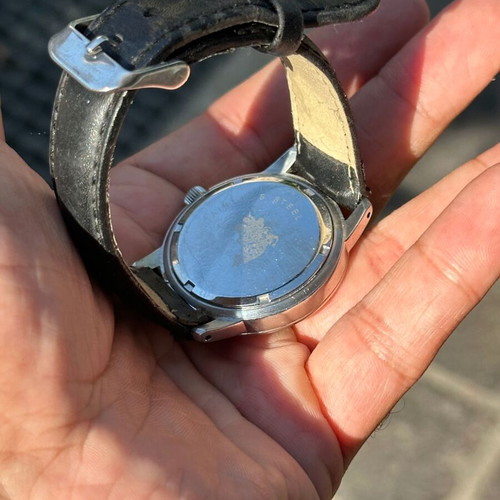 Vintage Pearl wristwatch with blue dial and stones