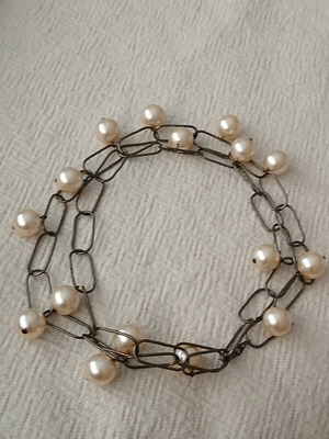 Statement necklace paperclip chain with pearls like new