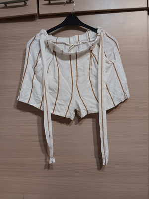 Pink Woman women's shorts used, white and brown, size XS