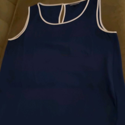 Tommy Hilfiger women's top medium blue like new