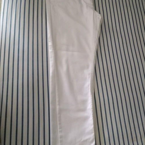 H&M white pants like new, slim straight fit