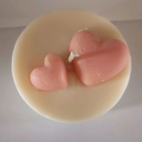 Scented candle handmade 100% soy with lily fragrance new