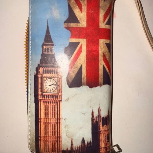 London Style Wallet spacious, like new, blue multicolor